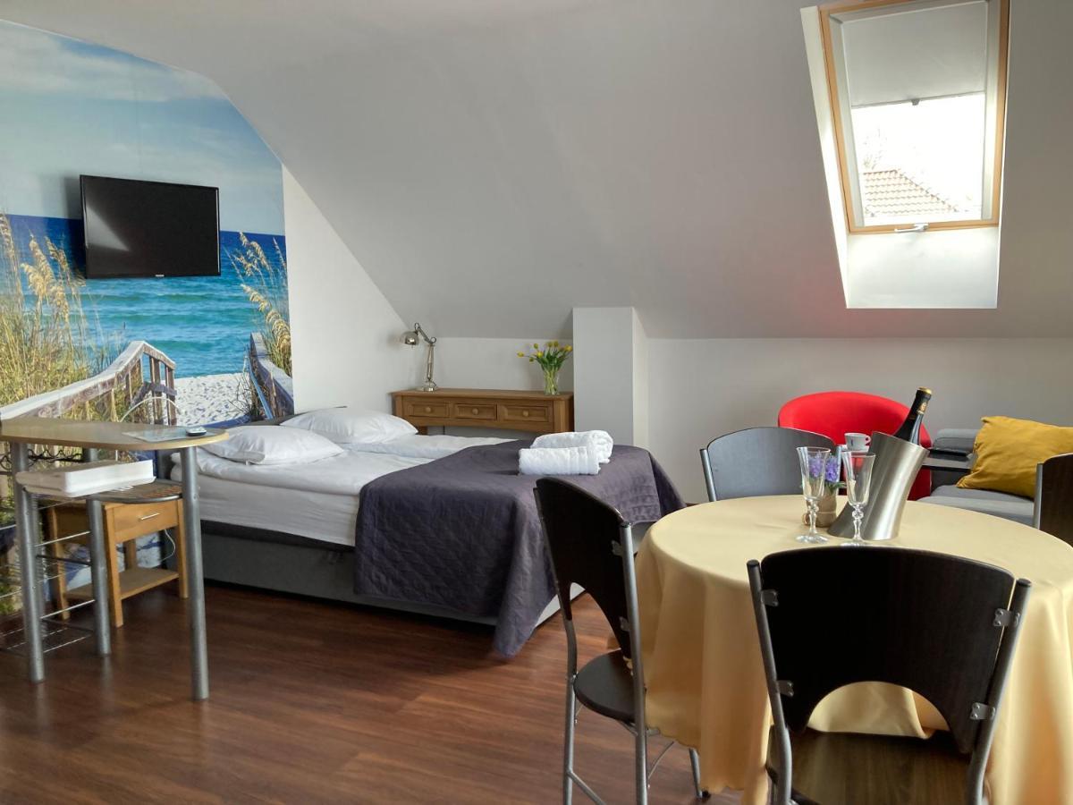 Apartamenty I Pokoje Na Letniej Дарлово Экстерьер фото