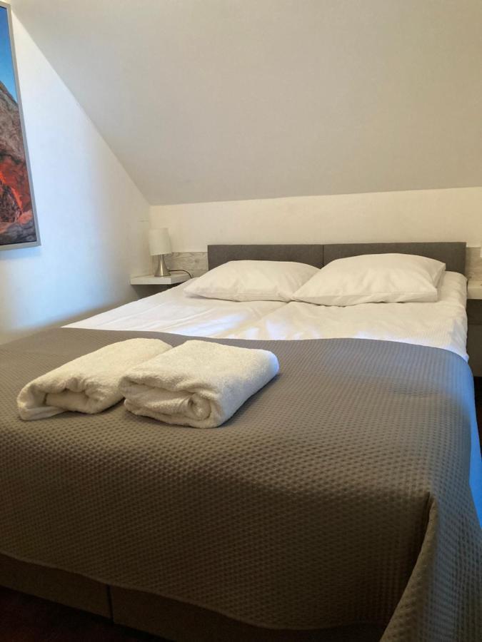 Apartamenty I Pokoje Na Letniej Дарлово Экстерьер фото